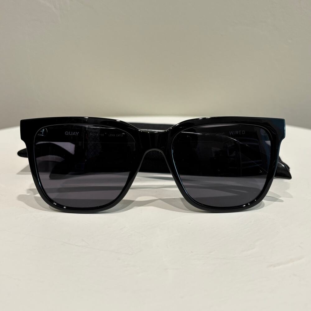 Quay Australia Wired Medium Polarized Sunglasses in Black